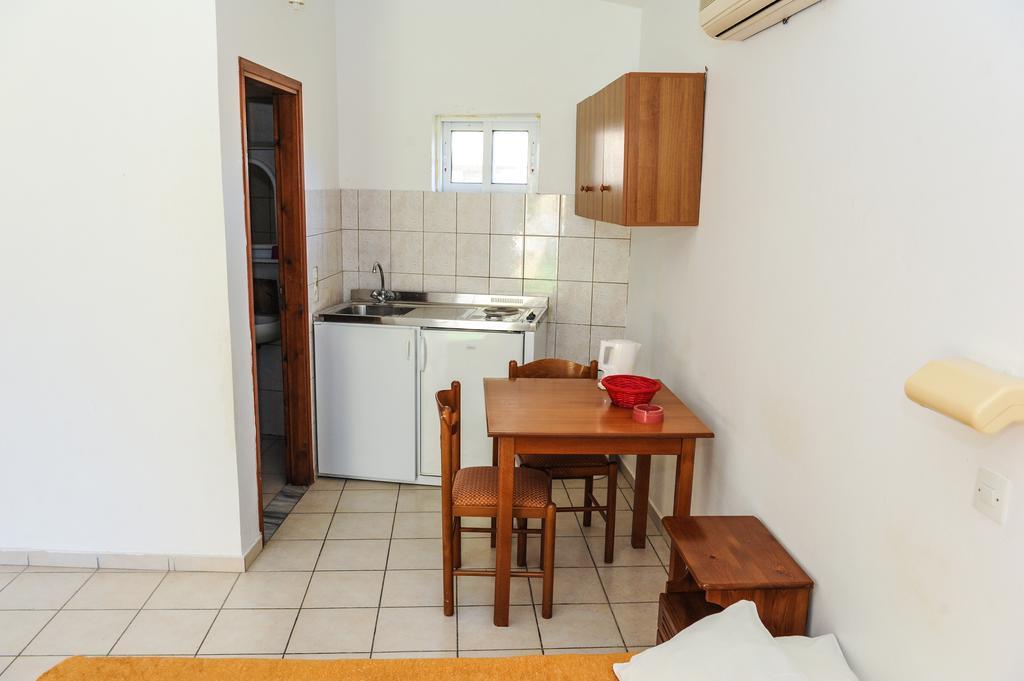 Hotel Margaret Kremastí Pokoj fotografie